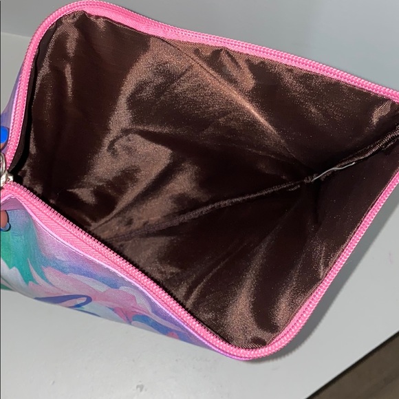 Hawaii Pouch - Picture 4 of 4